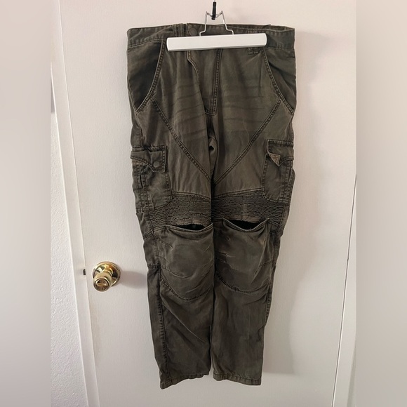 Speed and Strength Dogs of War Green Motorcycle Pants Armored Knees 32x32 - Picture 1 of 16